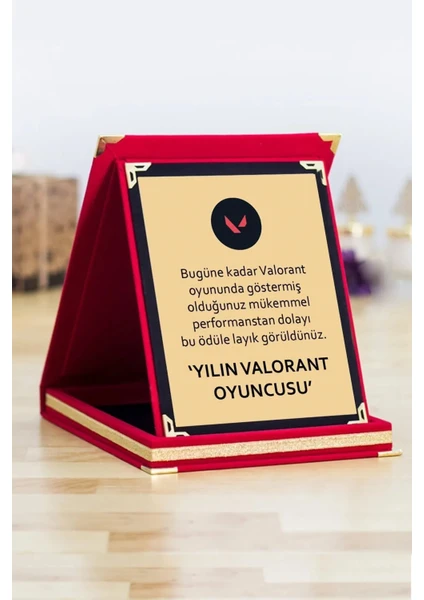 Yılın Valorant Oyuncusu Kadife Premium Plaket