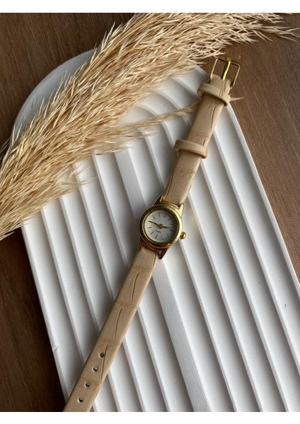 Bs Stıll Vintage Kadın Kol Saati Retro Quartz Deri Kordon 1 Adet