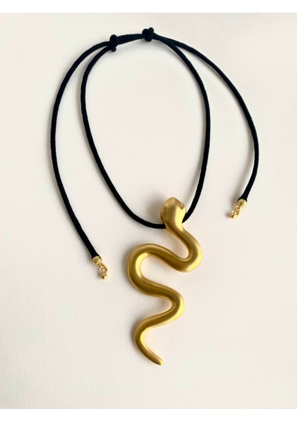 Şahmaran Büyük Boy Ipli Tasarım Kolye modelleri