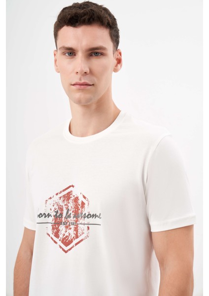 Erkek Beyaz Trend Süprem Baskılı Bisiklet Yaka Dynamic Fit T-Shirt modelleri