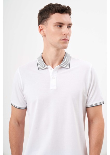 Erkek Beyaz Trend Polo Yaka Dynamic Fit T-Shirt modelleri