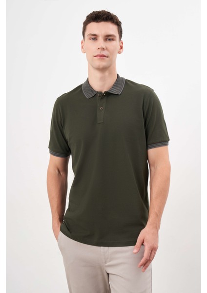 Erkek Haki Trend Polo Yaka Dynamic Fit T-Shirt