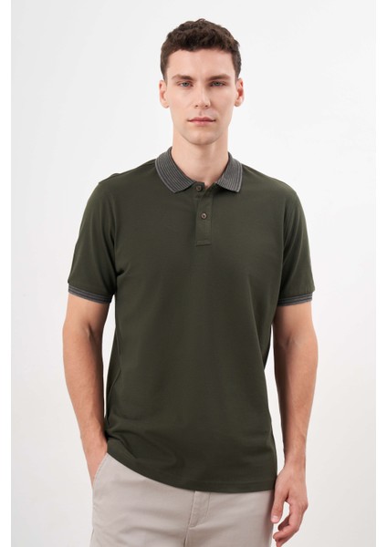 Erkek Haki Trend Polo Yaka Dynamic Fit T-Shirt