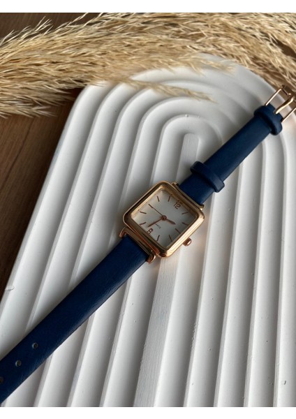 Bs Stıll Vintage Kadın Kol Saati Retro Quartz Deri Kordon 1 Adet