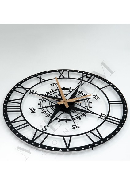Modern siyah metal duvar saati, 45x45cm, roma rakamlı, pusula temalı şık tasarım modelleri