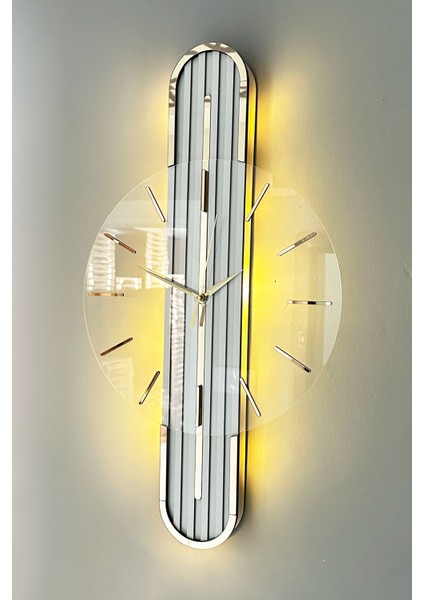Modern tasarımlı, aynalı, pilli LED saat, 65x15 cm, beyaz ve altın renk seçenekleri