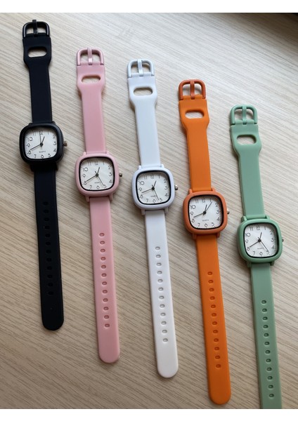 Retro Minimal Vintage Deri Kordon Kadın Kol Saati Silikon Model indirimleri