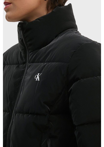 Regular Fit Logolu Mont J20J224428BEH Kadın Mont J20J224428 Beh fırsatları