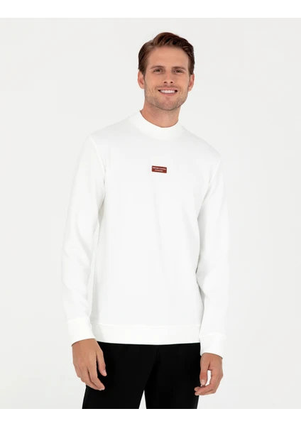 Pierre Cardin Erkek Beyaz Regular Fit Sweatshirt 50293256-VR013