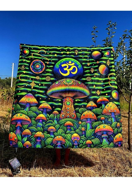 Parlayan Neon Duvar Örtüsü, Çok Renkli, UV Aktif, Kare, 140x140 cm fırsatları