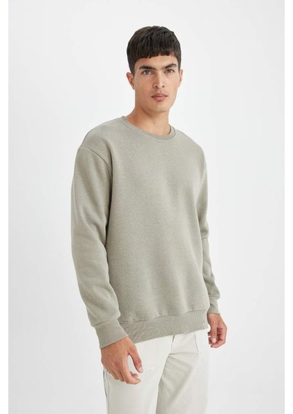 Oversize Fit Bisiklet Yaka Basic Sweatshirt Haki