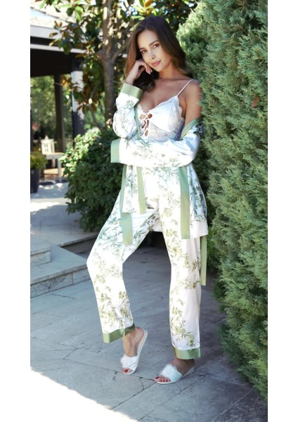 3 Parça Büstiyerli Saten Kuşaklı Desenli Kadın Alt Üst Saten Pijama Takımı fırsatları