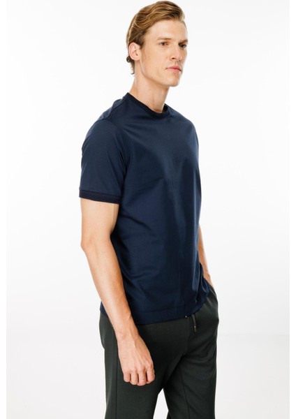 Erkek Sıfır Yaka Basic Pamuklu T-Shirt Lacivert