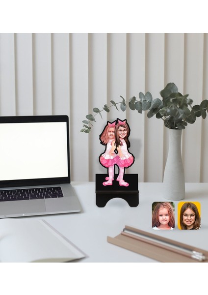 Kişiye Özel Kız Kardeşler Karikatürlü Ahşap Biblo Telefon Standı-3 fiyatları