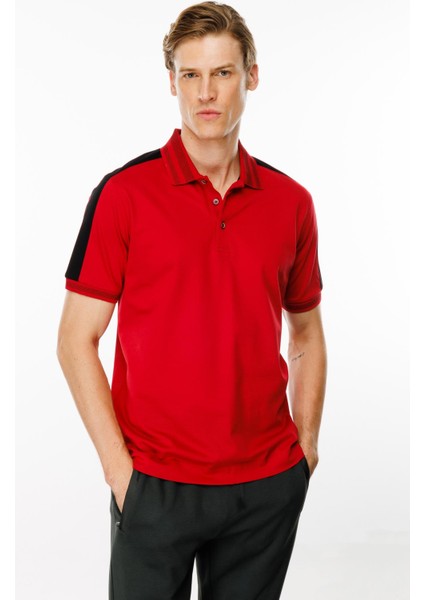 Erkek Polo Yaka Omuzu Şeritli T-Shirt Kırmızı fırsatları