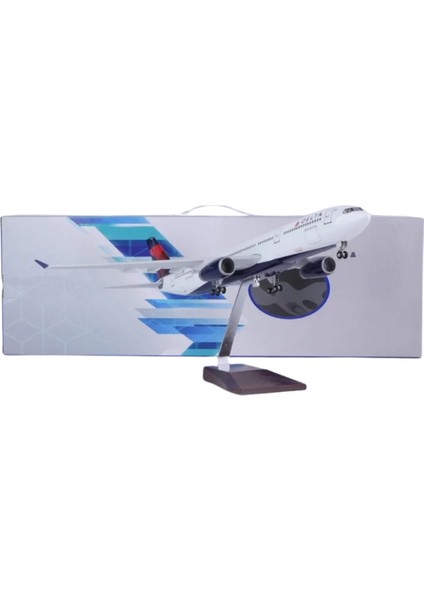1/135 Ölçekli Delta Air Lines Airbus A330 Model Uçak