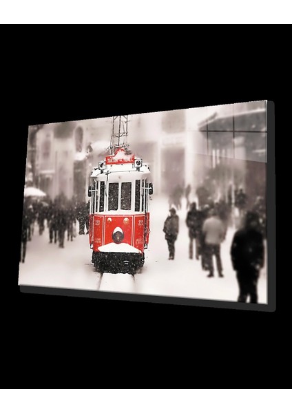 Teknoo- Istanbul Kış Tramvay Manzaralı Cam Tablo