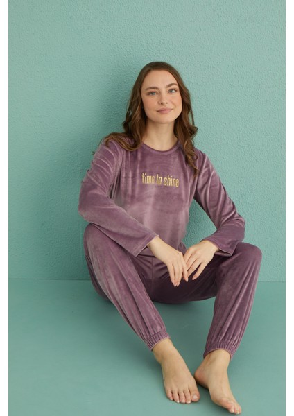 13164-21 Kadın Kışlık Kadife Pijama Takımı