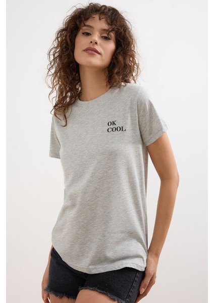 Kadın Bisiklet Yaka Ok Cool Basic T-Shirt