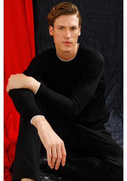 Erkek Sıfır Yaka Önü Baklava Örgü Kazak Siyah