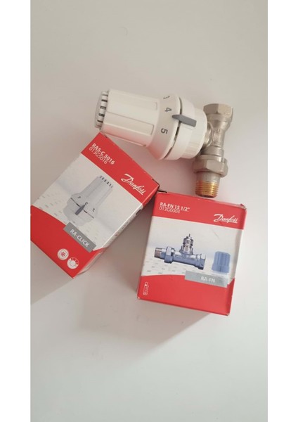 Ra-Fn 15 1/2'' Termostatik Radyatör Vanası 013G0004