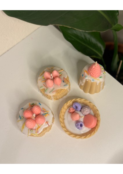 Tiny Cake Candles
