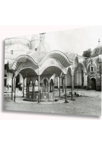 Teknoo- Eski Yapı Şadırvan Cam Tablo