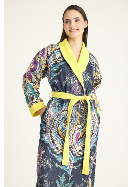 Desenli Baskılı Bornoz fırsatları