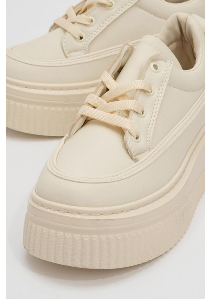 Bağcıklı Kadın Spor Ayakkabı Ekru Bej modelleri