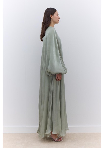 Geniş Kol Detaylı Elbise Yeşil fırsatları