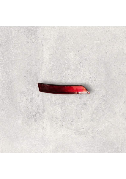 3G0945104A Tampon Reflektörü Arka İç SAĞ - Passat 2015->