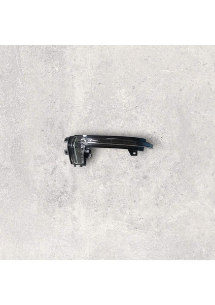 8K0949102D Ayna Sinyali SAĞ - Audı A3-A4-A5-Rs3-Rs4-Rs5