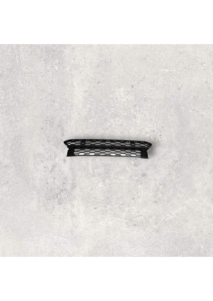 2H6853677A Tampon Izgarası Orta Sensör Delikli - Amarok 2017-2022