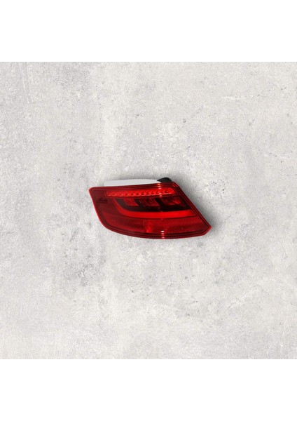 8V4945095A Stop Lambası Dış SOL Led - Audı A3 2013-2106