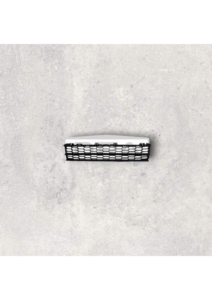 3V0853677S Tampon Izgarası Orta Parlak Siyah Çıtalı - Superb 2015->