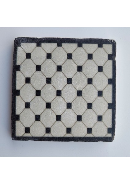 Doğal taş banyo gider kapağı, dekoratif figürlü, 10x10 cm, şık tasarım