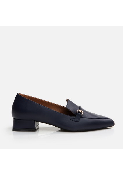 01AYH290820A680 Deri Lacivert Kadın Loafer