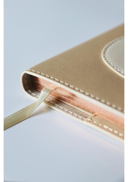 Geçmeli Kedili Defter A6 80 Gr. 192 Sayfa