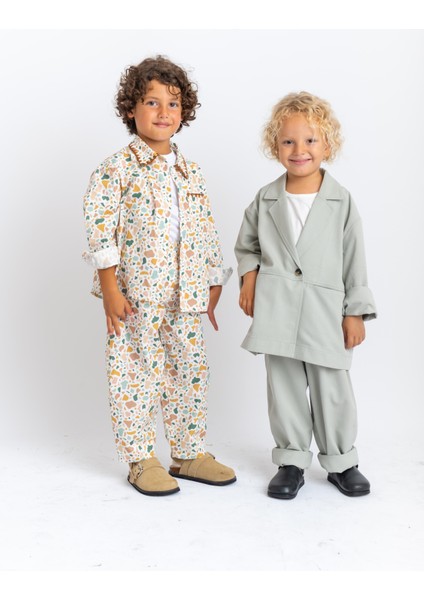 Unisex Yaka ve Cep Nakışlı Poplin Takım Ekru