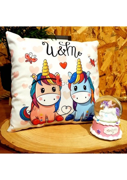 Magic Unicorn Işıklı Kar Küresi ve Unicorn Puf Yastık Arkadaşa Hediye