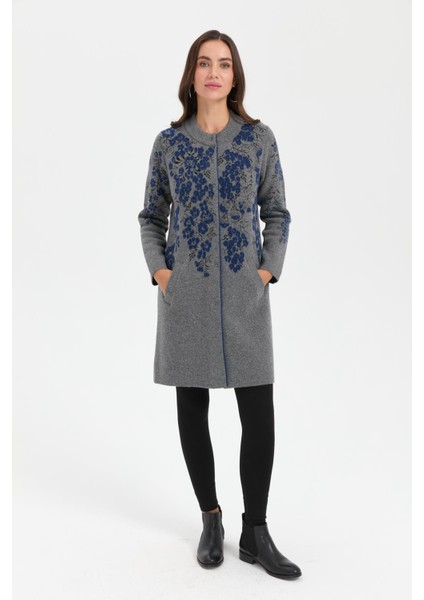 Kadın Dik Yaka Çiçekli Uzun Yün Kaban Füme fırsatları