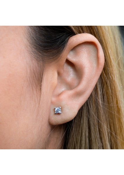 G Renk 0,50 Karat Pırlanta Tektaş Küpe fiyatları