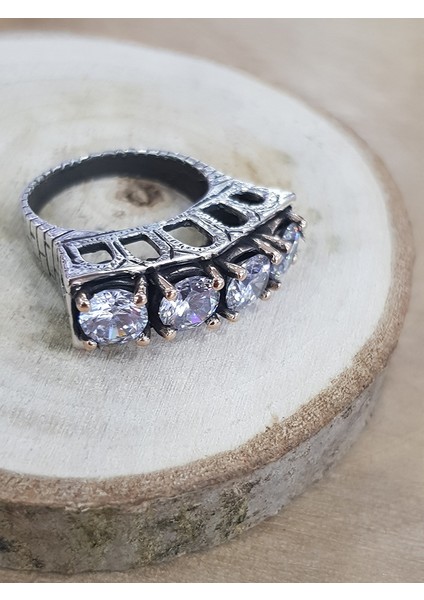 Otantik Model 4 Taş Gümüş Yüzük