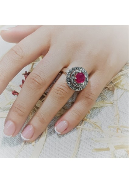 Yakut Taşlı Gümüş Yüzük fiyatları