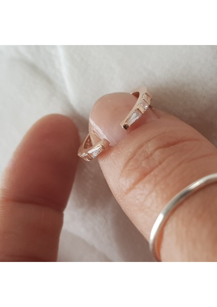 Baget Taşlı Tasarım Gümüş Yüzük fiyatları