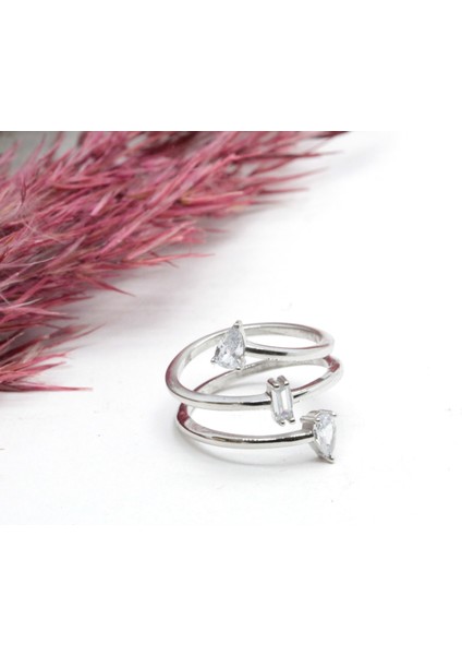 Sarmal Taşlı Gümüş Yüzük