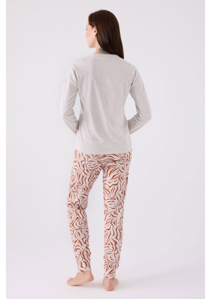 8860 Kadın Uzun Kol Pijama Takım modelleri