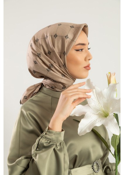 16 Silk Home Twill Ipek Eşarp 11392 indirimleri