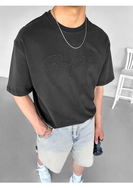 Erkek Oversize 'big Atlention' Işlemeli T-Shirt Siyah fiyatları