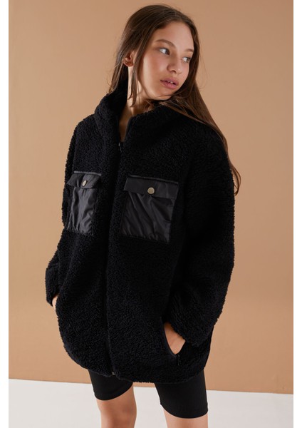 Siyah Göğüs Cepli Kapüşonlu Kız Çocuk Peluş Hırka 19499 modelleri